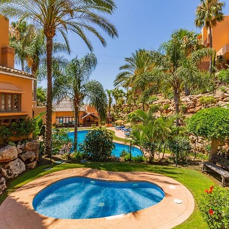 Garden Suite Beach & Relax Sitio de Calahonda Exterior photo