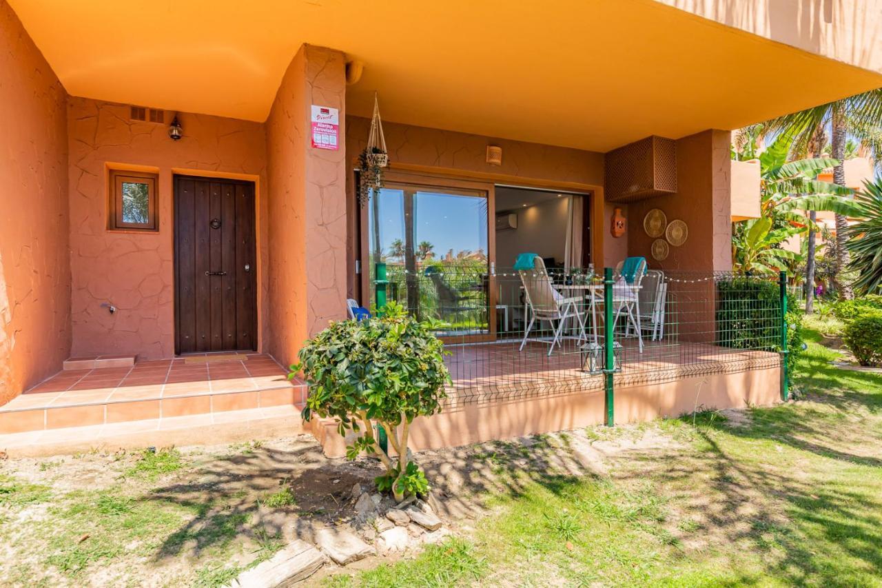 Garden Suite Beach & Relax Sitio de Calahonda Exterior photo
